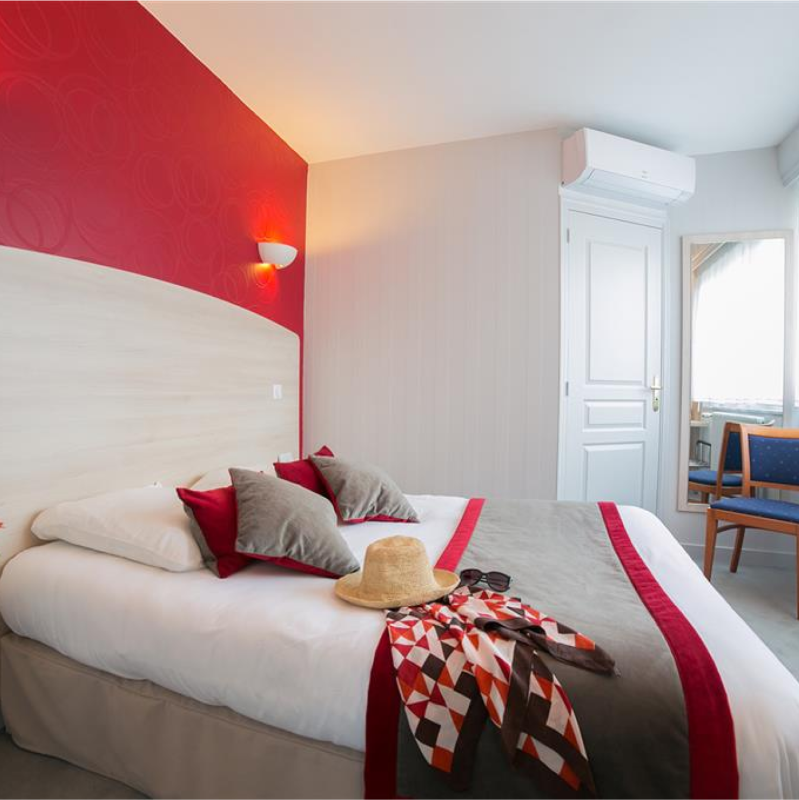 L'Hôtel - Auberge De La Rose - restaurant DOUE-EN-ANJOU - Restaurant Maine et Loire